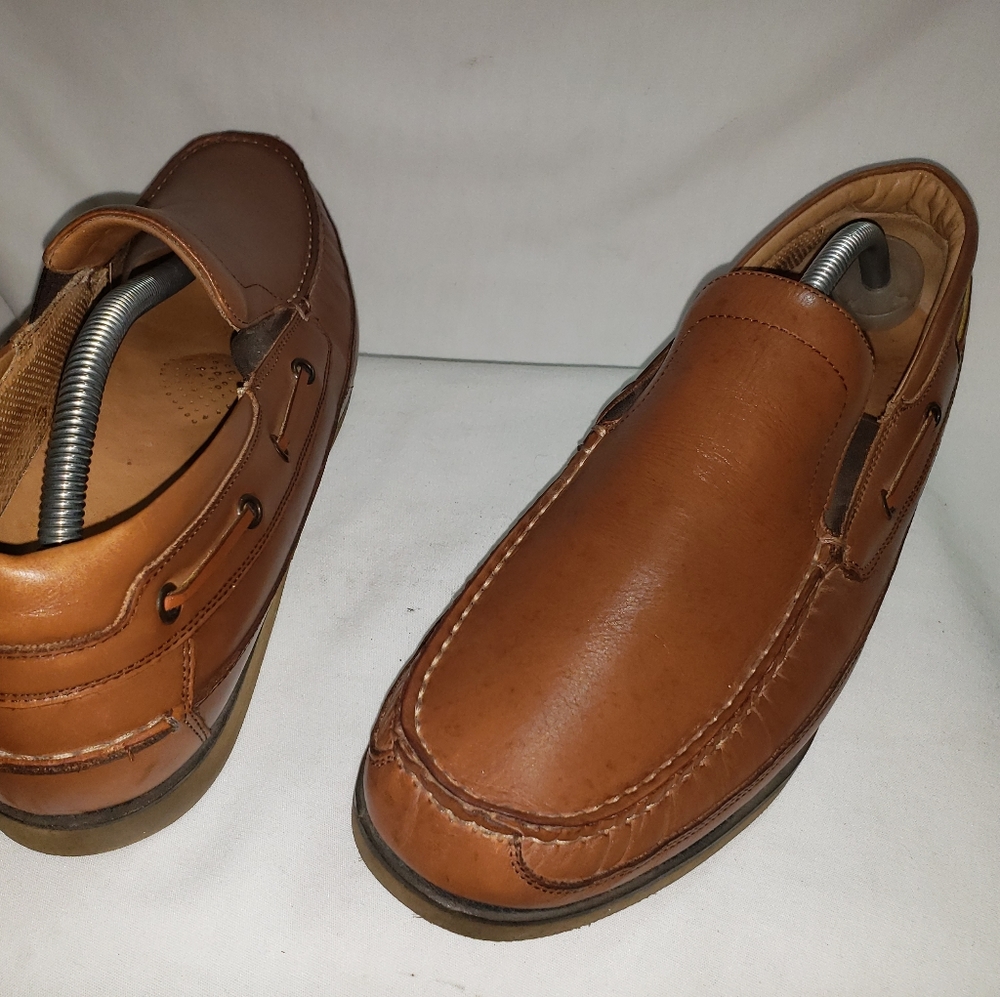 E.T. WRIGHT MENS BOAT LOAFERS 13 M Tan